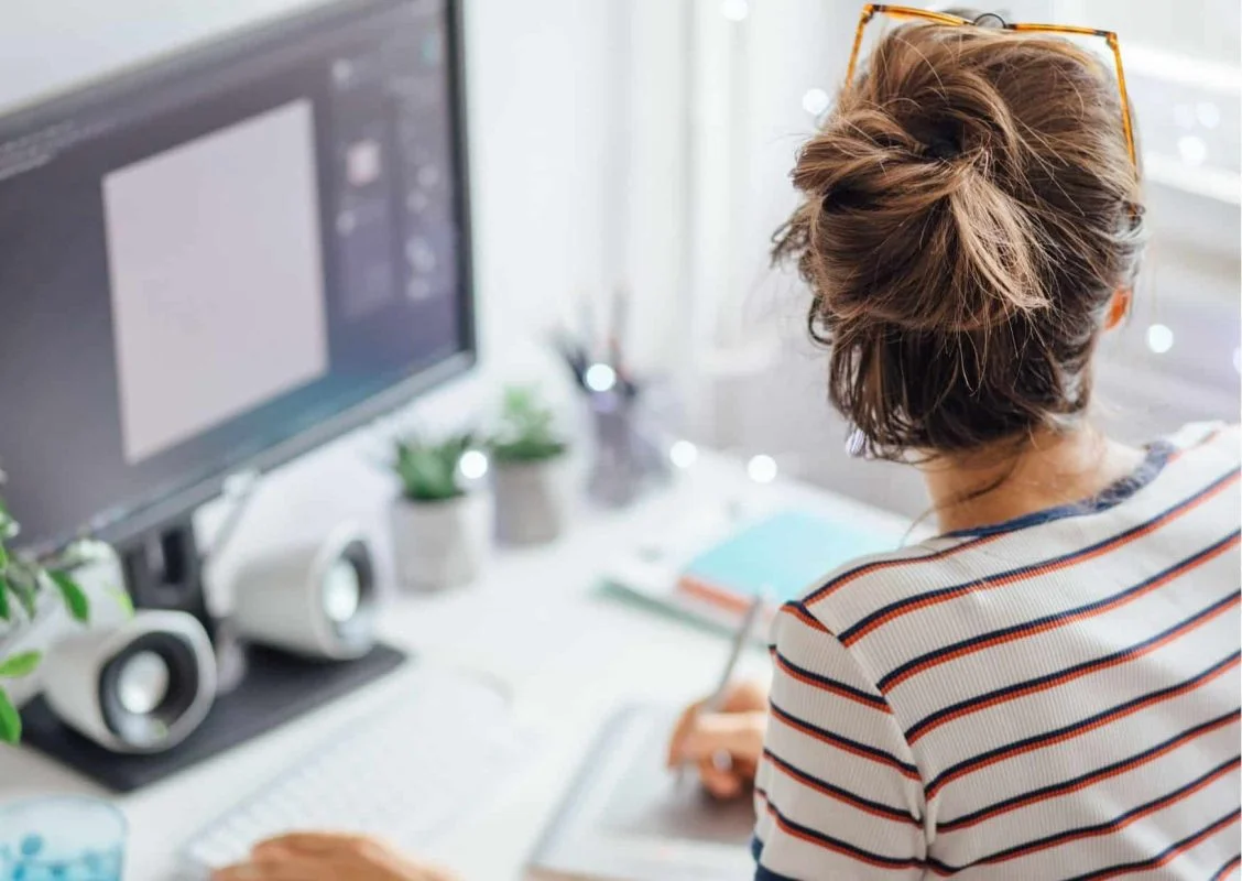 Trabajos a tiempo parcial: descubre las mejores opciones presenciales y online